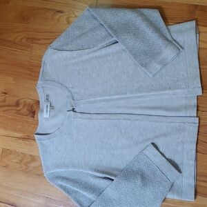 NWOT CALVIN KLEIN Shrug